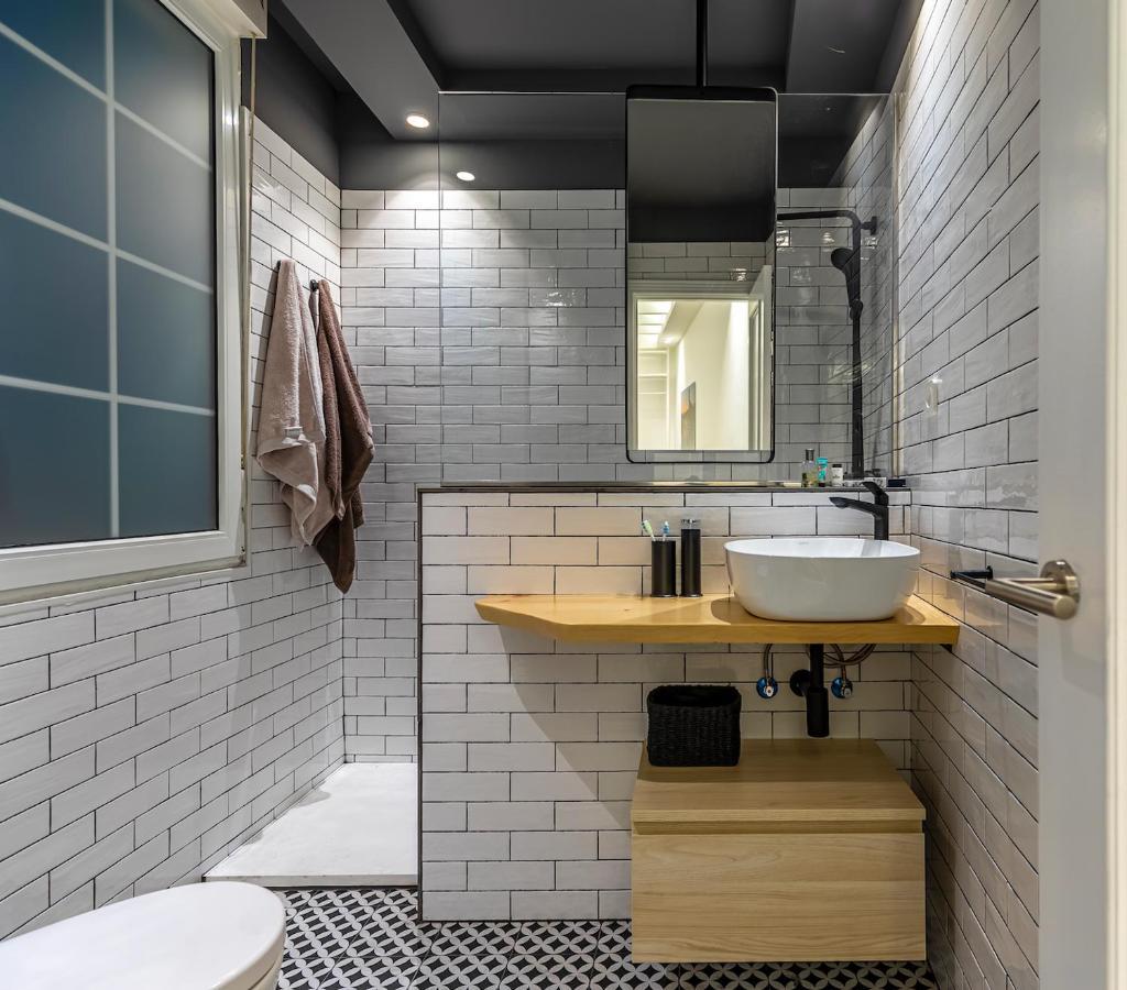 110 M2 Central Apartment In Abando Close To Guggenheim With Parking Бильбао Экстерьер фото